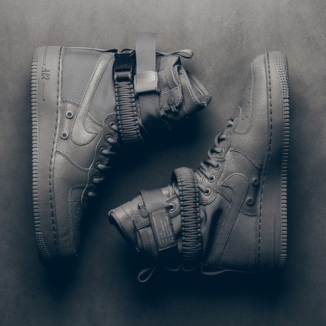 Nike SF AF1 QS Sneakers