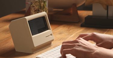 M4 Stand for iPhone