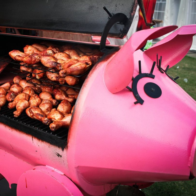 Lil’ Pig Wood Fired Grill