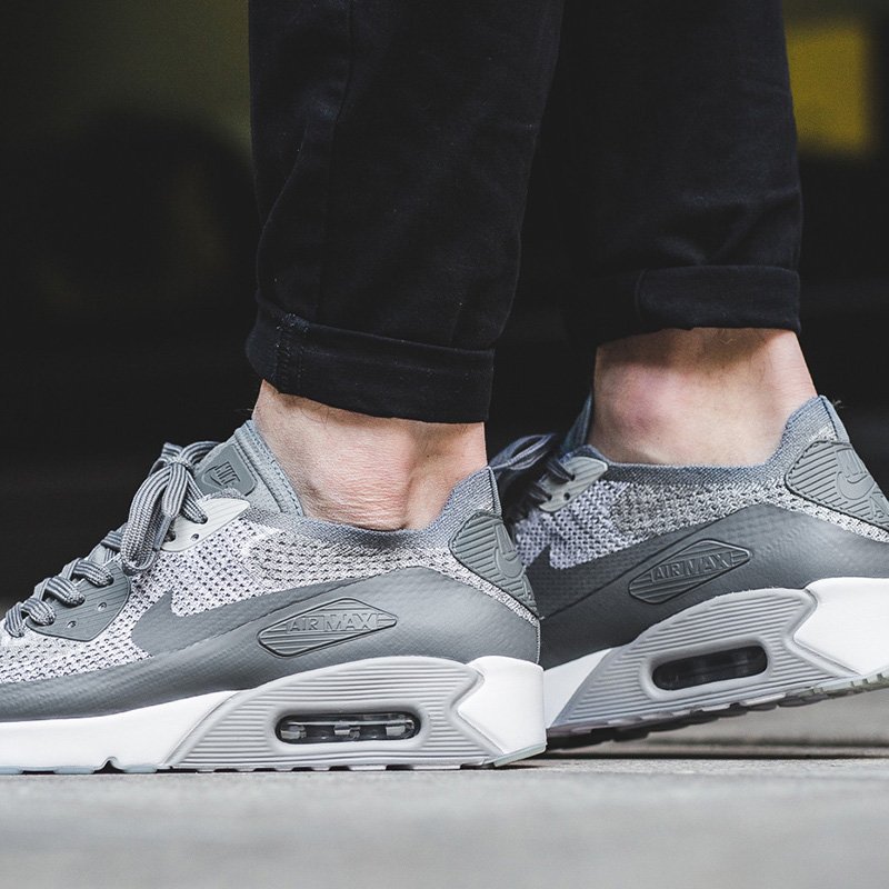 Nike Air Max 90 Ultra 2.0 Flyknit Platinum