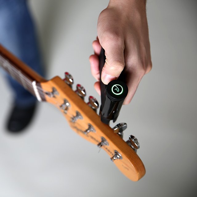 Roadie 2 Automatic Guitar Tuner