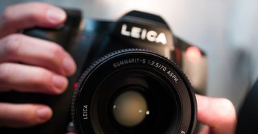 Leica S Medium Format DSLR