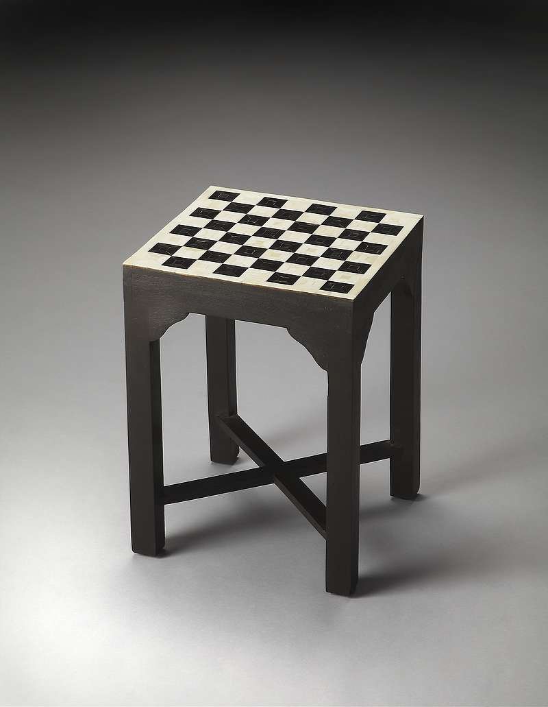 Bunching Chess Table