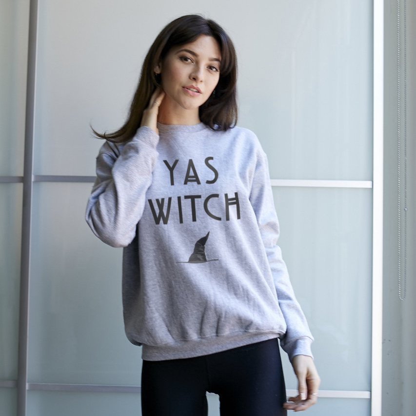 YAS Witch Sweatshirt