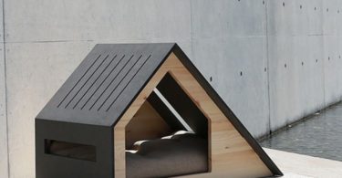 Deauville Pet House by Bad Marlon