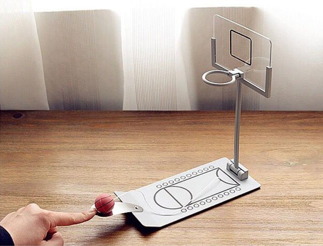 Desktop Basketball Game