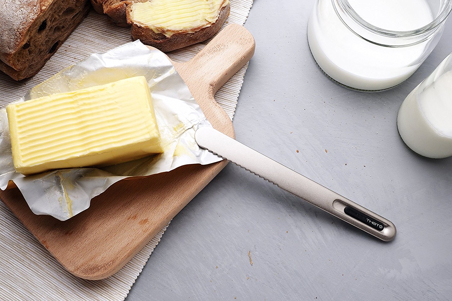 THAT! Spread That Serrated Warming Butter Knife