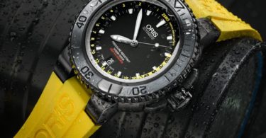 Oris Aquis Depth Gauge Dive Watch