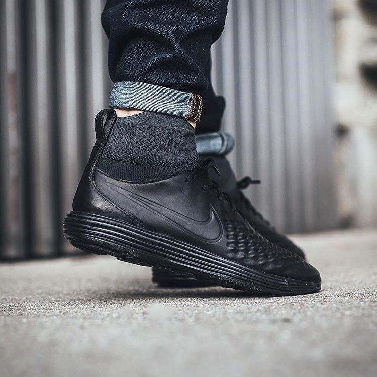 nike lunarlon magista 2