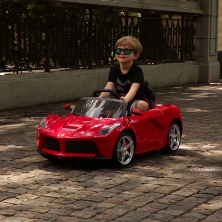 ferrari 12v ride on car