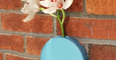 Chive – Round, 6″ Wall Mounted Ceramic Flower Vase