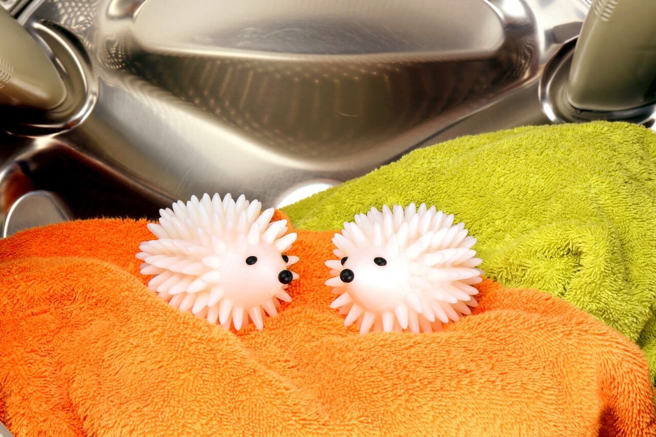 Kikkerland Hedgehog Dryer Balls