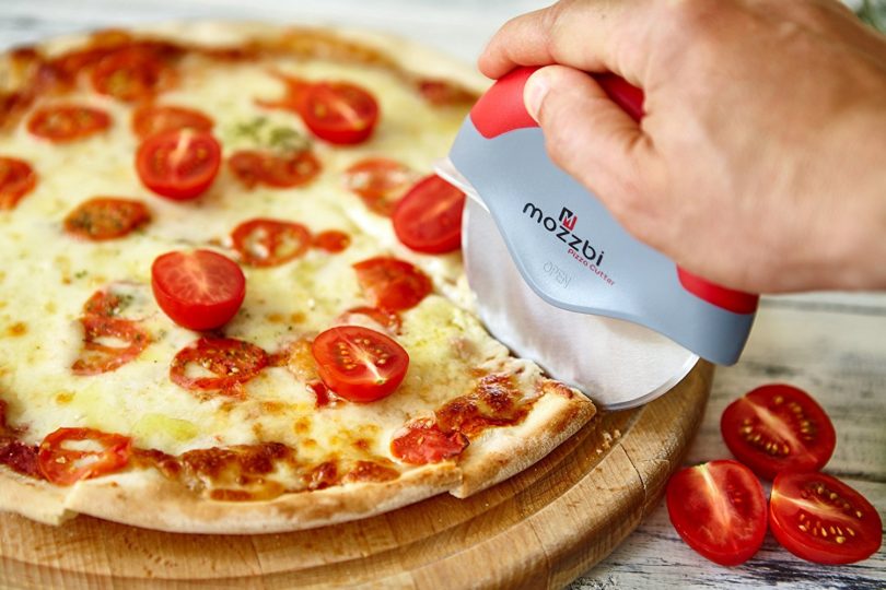 Premium Pizza Cutter Wheel by Mozzbi