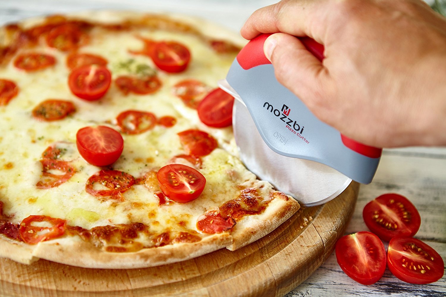 Premium Pizza Cutter Wheel by Mozzbi