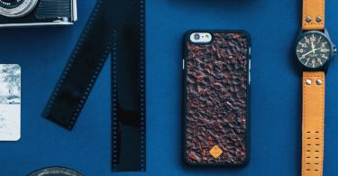 MMORE Organika Jasmine Phone Case