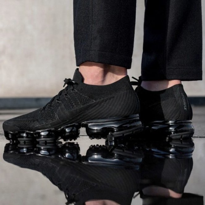 Air VaporMax Triple Black 3.0