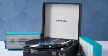 Crosley Snap Fold-Out Speakers Turntable