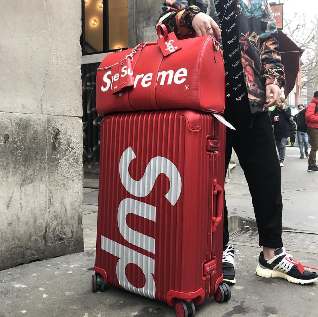 Supreme RIMOWA Topas Multiwheel 82L Suitcase