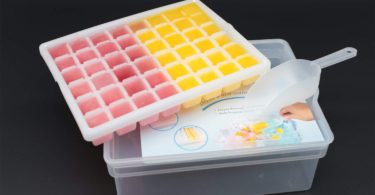 Ice Cube Tray Storage Box With Spill Resistant Lid