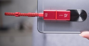 iKlips Wizard Lightning / USB 3.1 2 in 1 microSD Card Reader