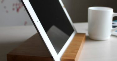 AuroTrends Desktop Stand for iPad