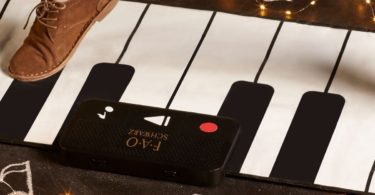 FAO Schwarz Toy Piano Dance Mat