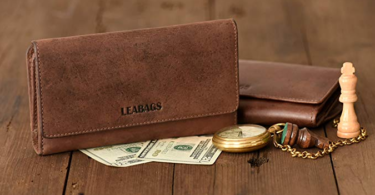 LEABAGS Cleveland genuine buffalo leather women’s wallet in vintage style