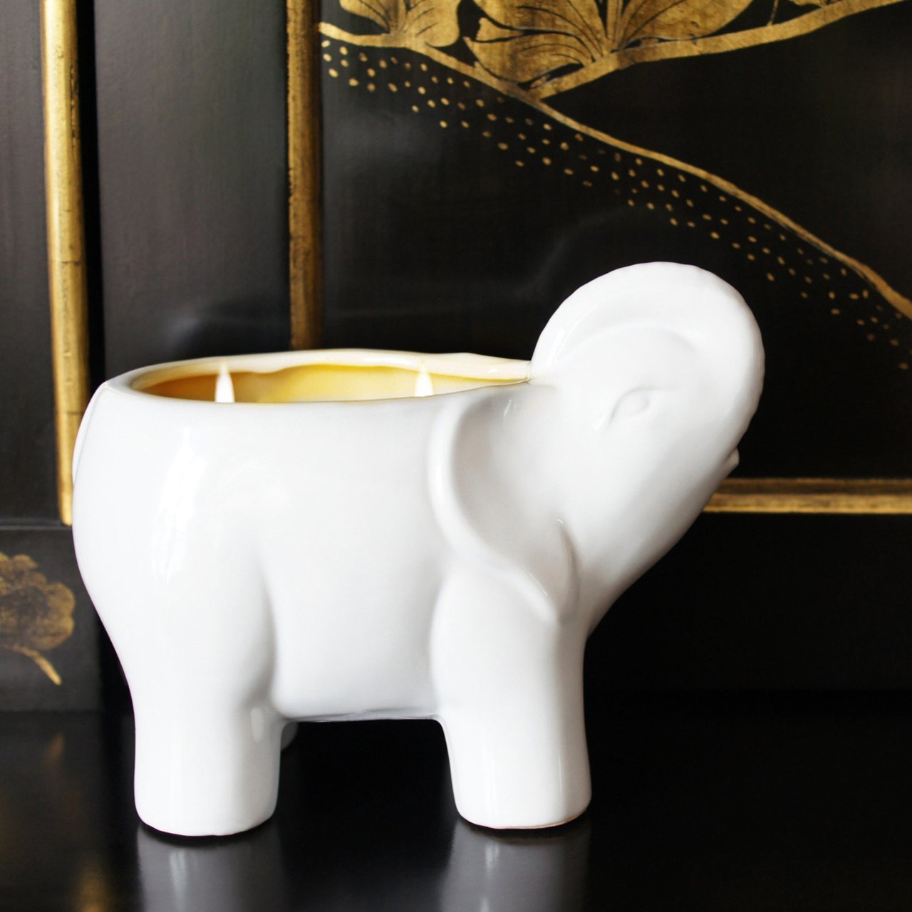 Elephant Lotus & Lily White Candle