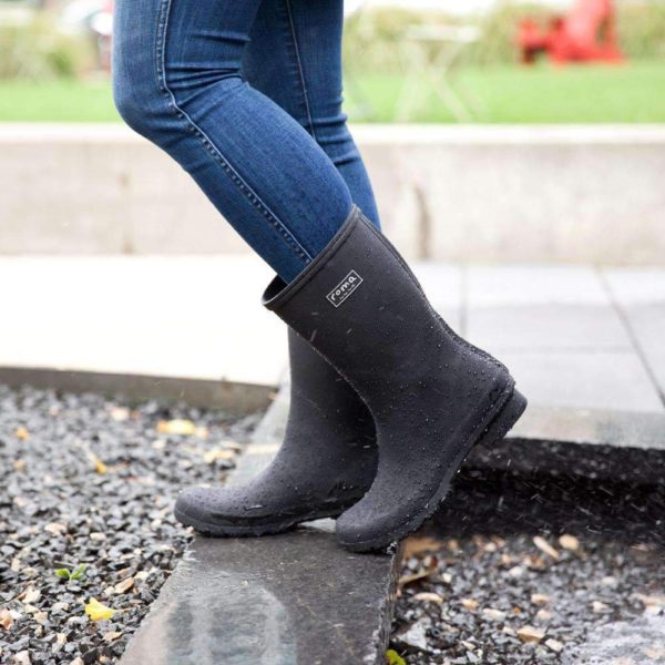 EMMA Mid Calf Matte Black Women's Rain Boots » Petagadget