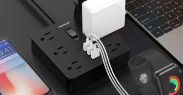 Power Strip with USB Ports