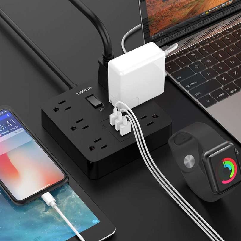 Power Strip with USB Ports