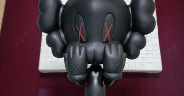 KAWS Tweety Bird Black 2010