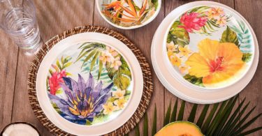 Melamine Dinnerware Tropical Design Set of 18 Pieces