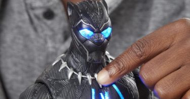 Black Panther Slash and Strike Action Figure