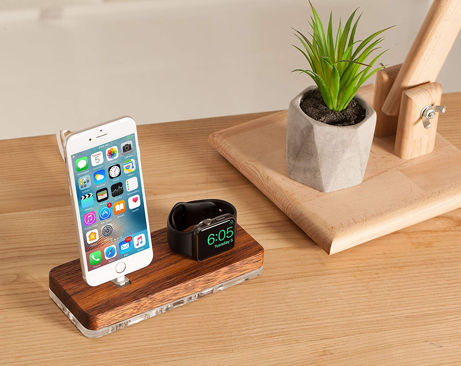 Watch Dock, Docking Station & Wooden Stand compatible with Apple Watch Series