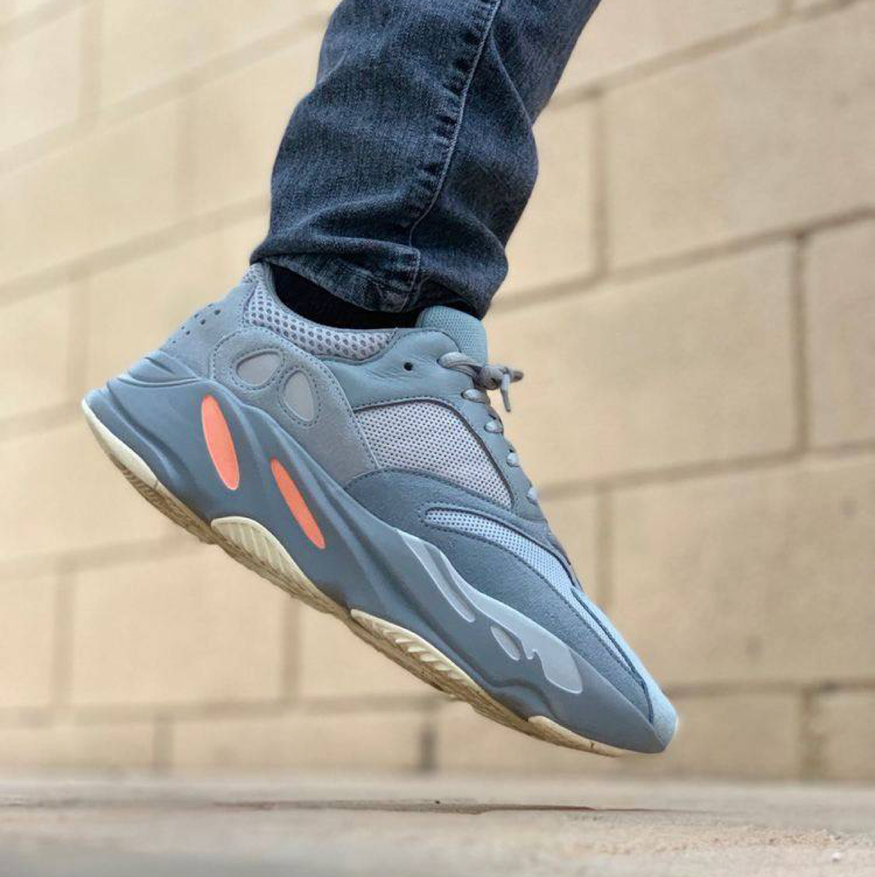 yeezy boost 700 inertia outfit