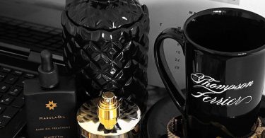 Pineapple Lotus & Lily Black Candle