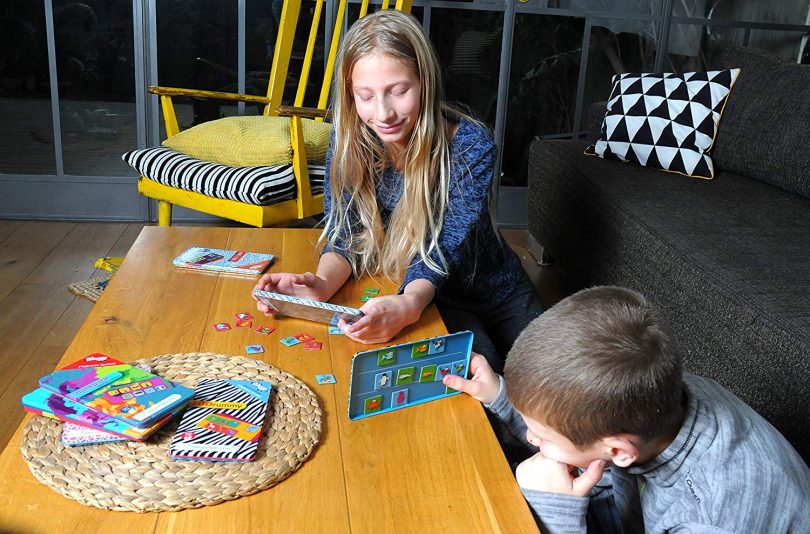 Magnetic Travel Dominoes Game