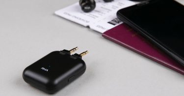 Wireless Flight Adapter – Universal Bluetooth Transmitter