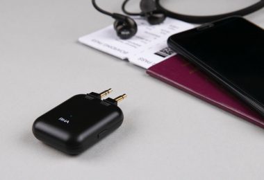 Wireless Flight Adapter – Universal Bluetooth Transmitter