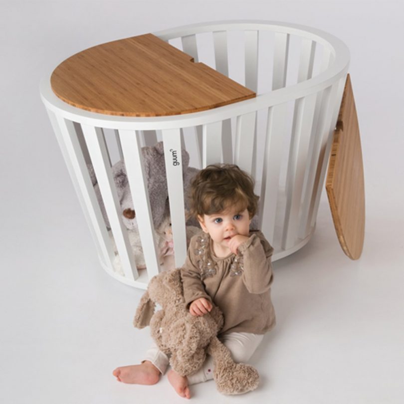 Miniguum Crib/Table/Toy Box by Guum