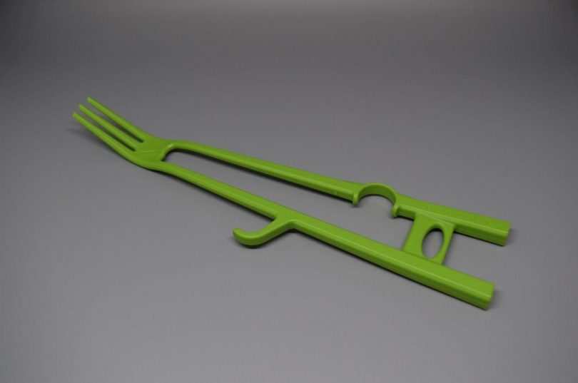 The Fork Chopsticks Combo Utensil