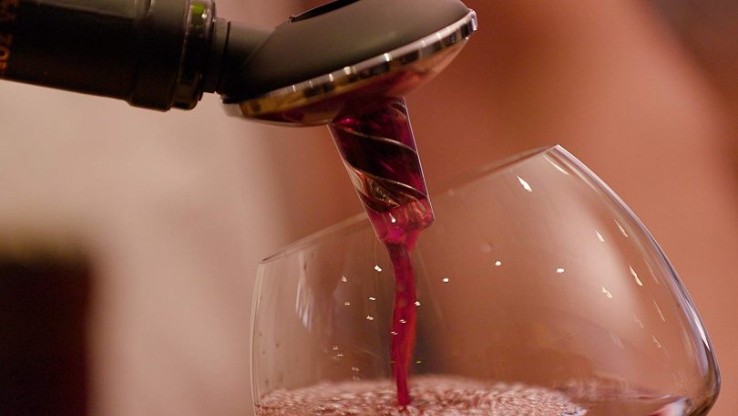 OxyTwister Your Wine Aerator Pourer and Premium Decanter