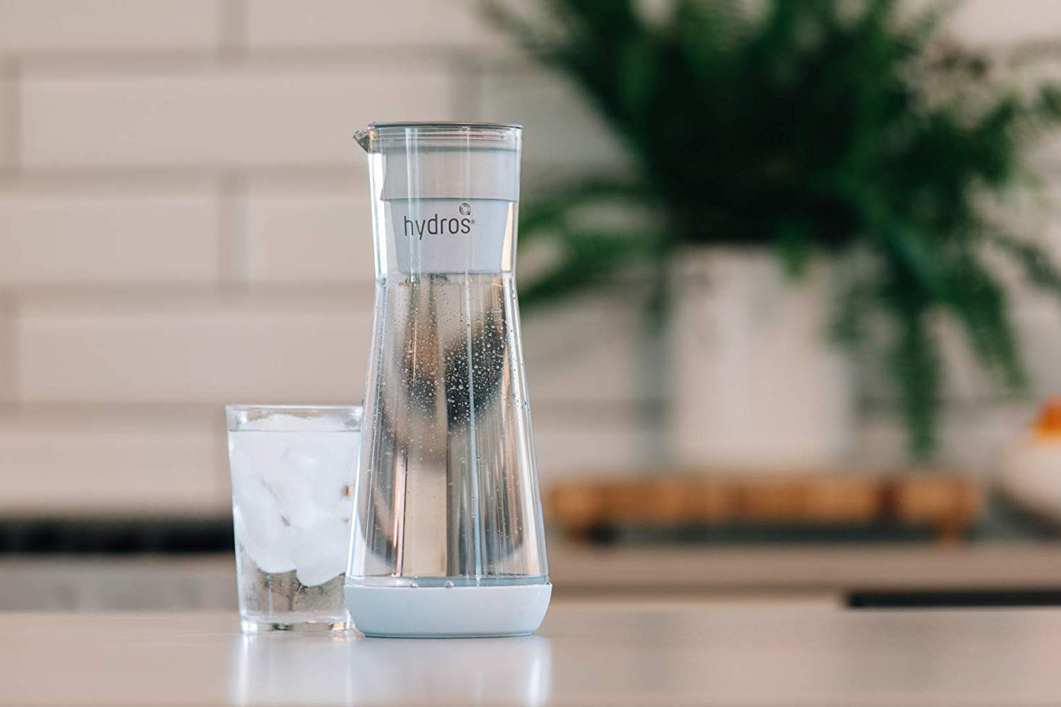 Hydros 5-Cup Water Filter Carafe Powered by Fast Flo Tech