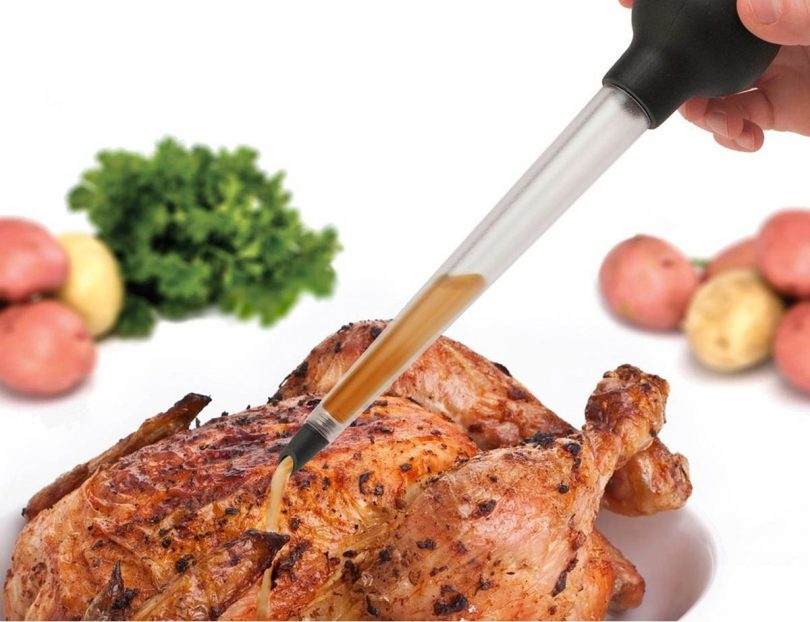 Tovolo 80-11001P Easy-to-Use, Angle Tipped, Dripless Baster for Turkey Roasting