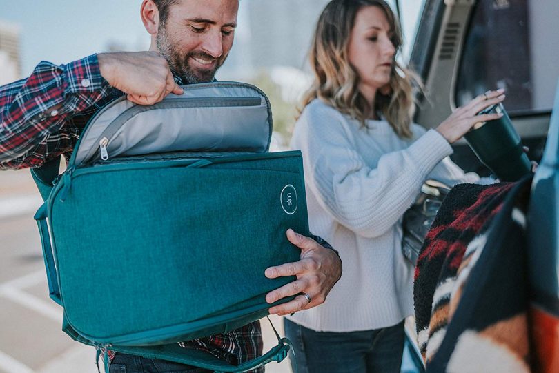 Simple Modern Wanderer Backpack with Laptop Compartment