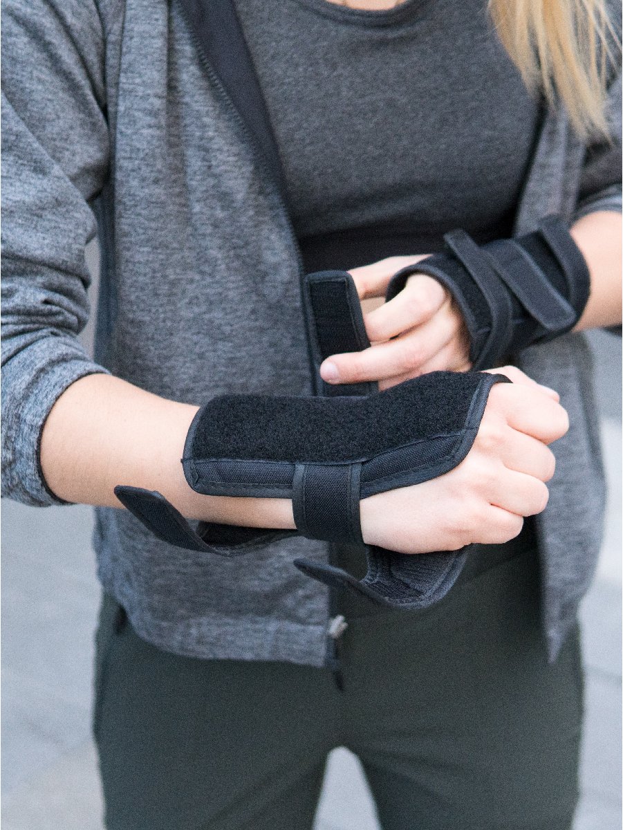 ELOS Wrist Guards with Palm Protection Pads