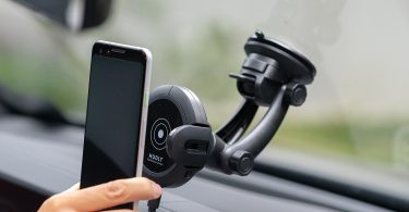 Hudly Fast 10W Wireless Charger Car Mount with Robotic Arms