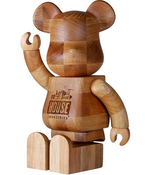 Bearbrick 400% Karimoku Bearbrick – House Industries Chess