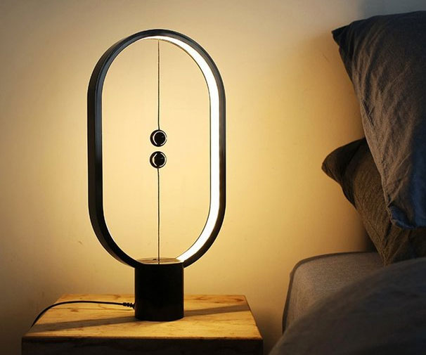 Magnetic Balance Lamp